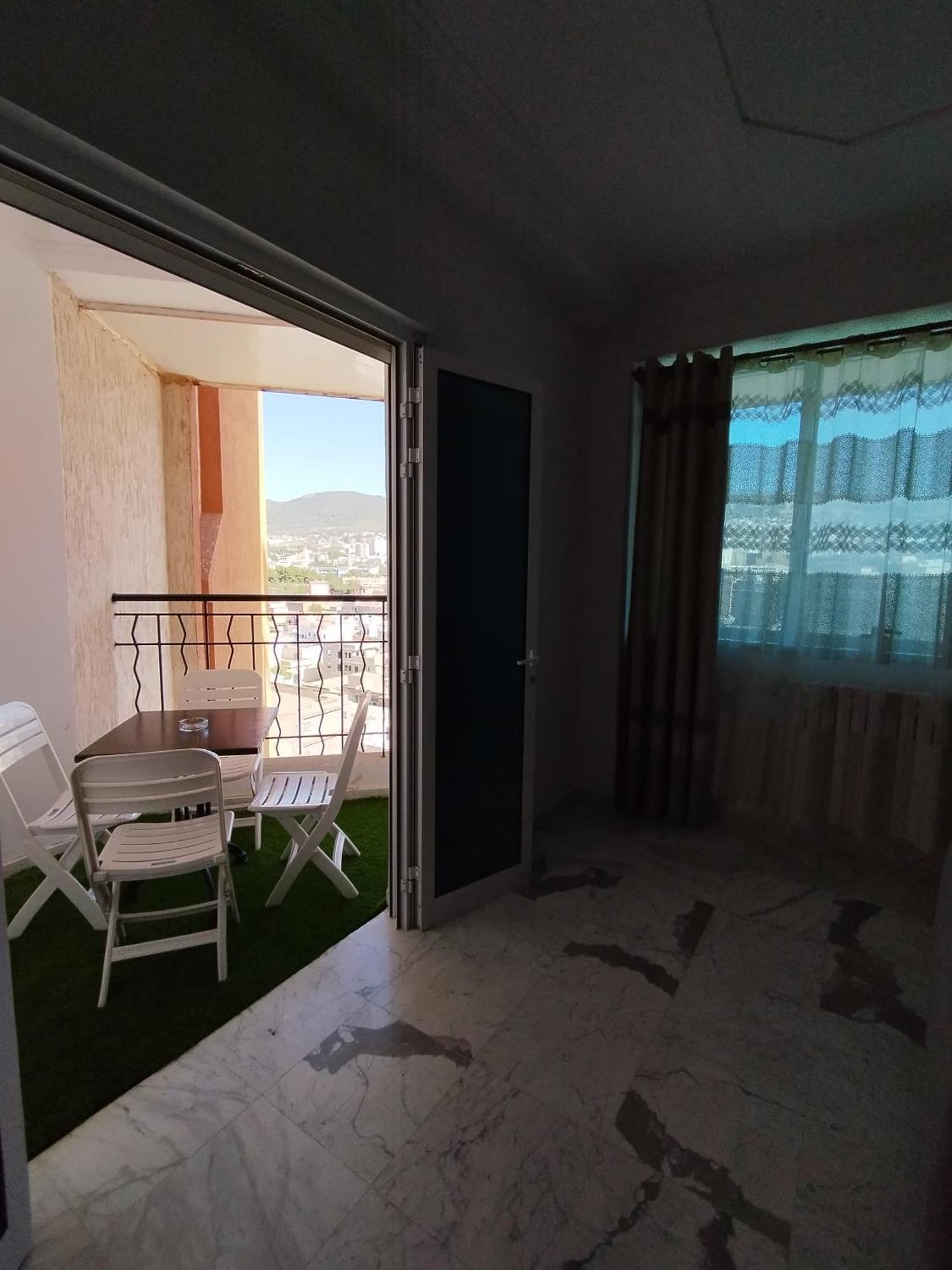 Appartement A Louer A Тлемкен Екстериор снимка
